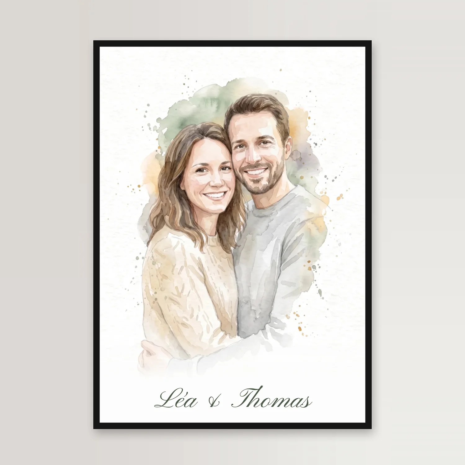 Affiche encadrée de noir au mur : un couple enlacé, peint à l’aquarelle sur un nuage vert sauge et ocre, leurs prénoms, Léa et Thomas, écrits en script dessous